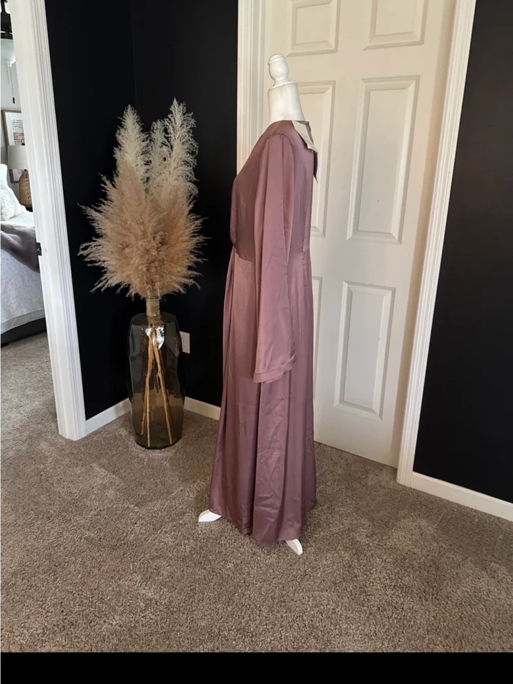 NWT Veiled Duha Satin Twist Front Maxi Dress in Dusty Mauve Size XL - Picture 8 of 12